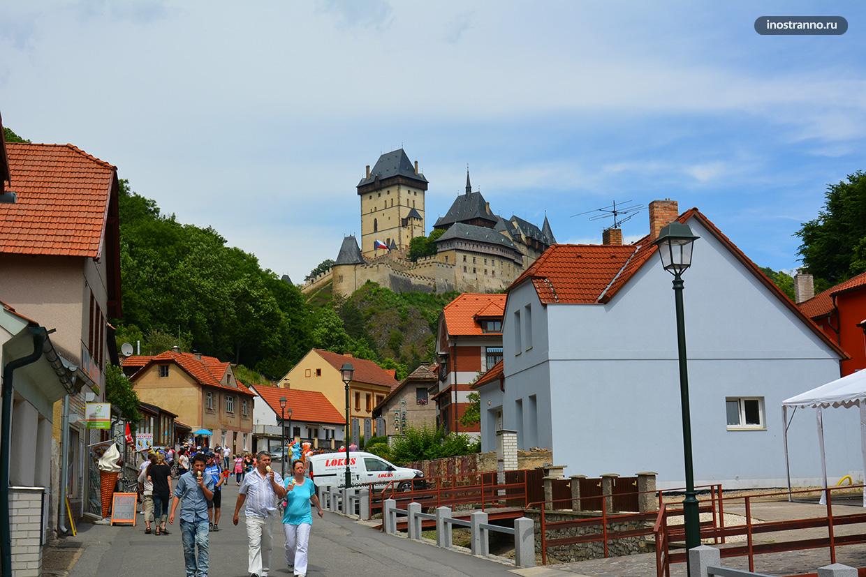 Замок Карлштейн рядом с Прагой
