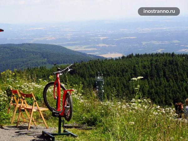 Велосипед и горы в Чехии