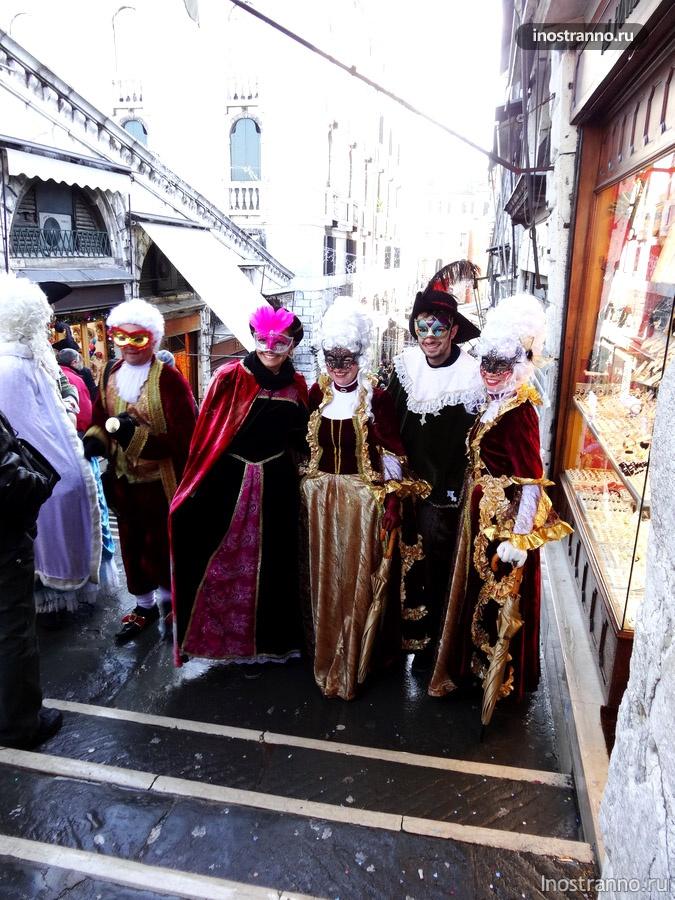 персонажи венецианского карнавала