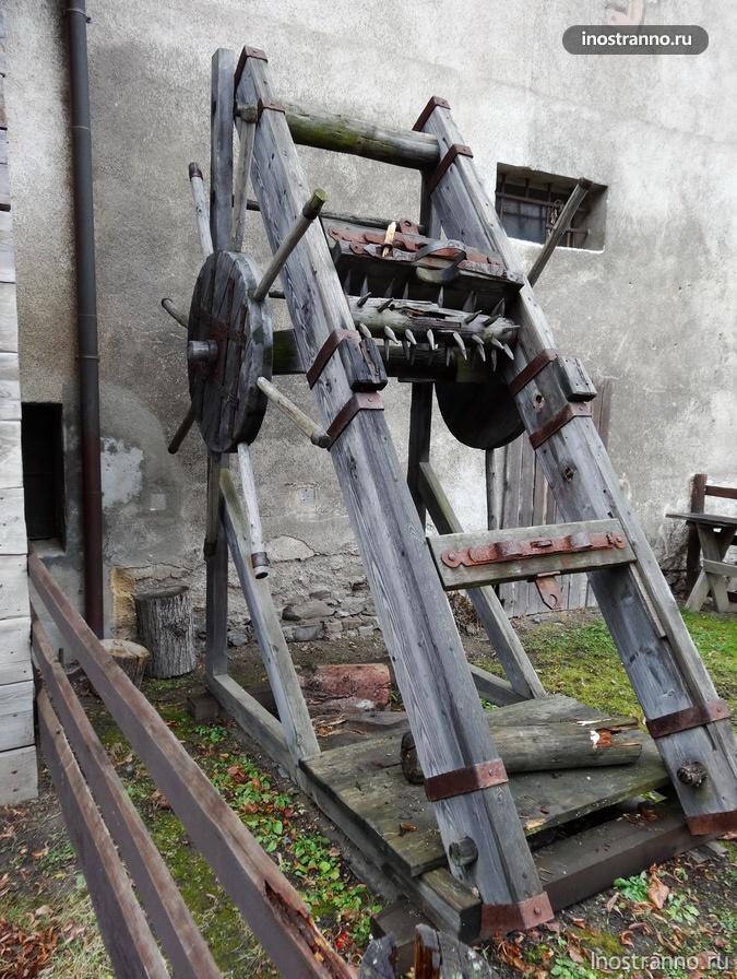 орудие пыток в чешском замке