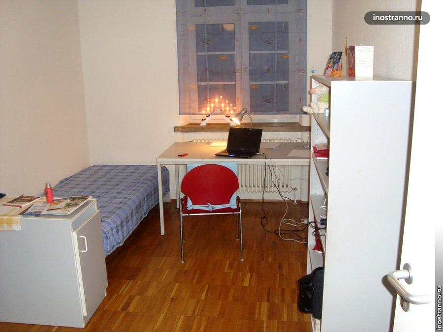 Общежитие купли продажи. Общежитие в Германии для студентов. Комната в общежитии. Комната в студенческом общежитии. Комната общежития в Германии.