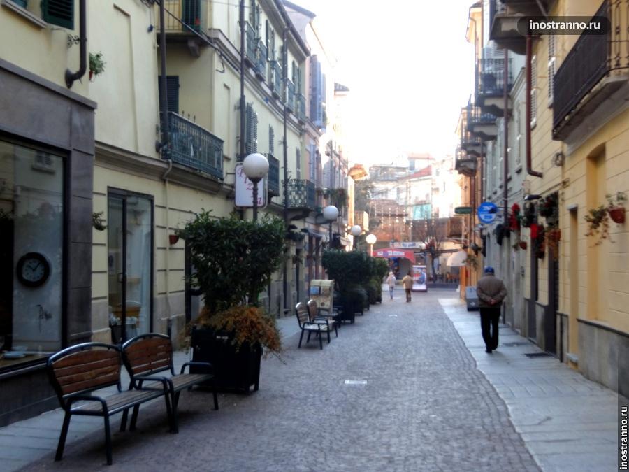 Улицы Асти в Италии