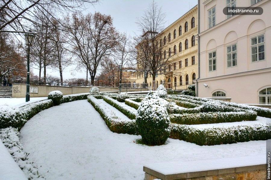 Снег в Праге, Январь