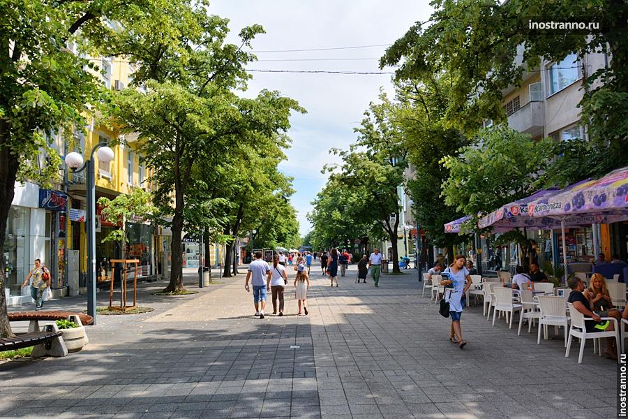 Улица в Бургасе