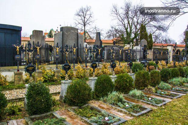 Вышеградское кладбище в Праге