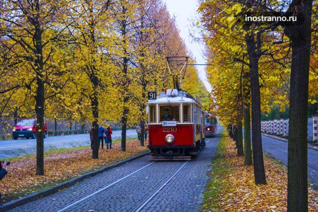 Исторический трамвай в Праге