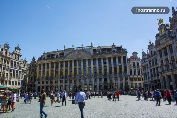 Дом герцогов Брабантских на главной площади Брюсселя