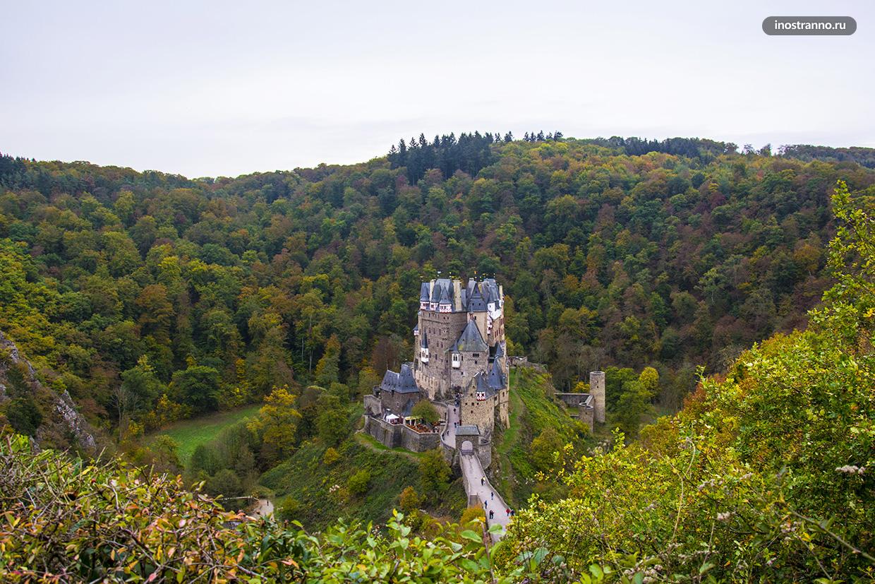 Вид на замок Эльц