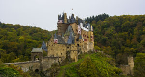 Невероятный замок Эльц