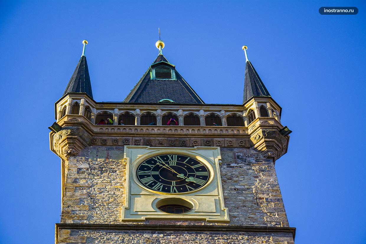 Часы в Праге на Староместской ратуше