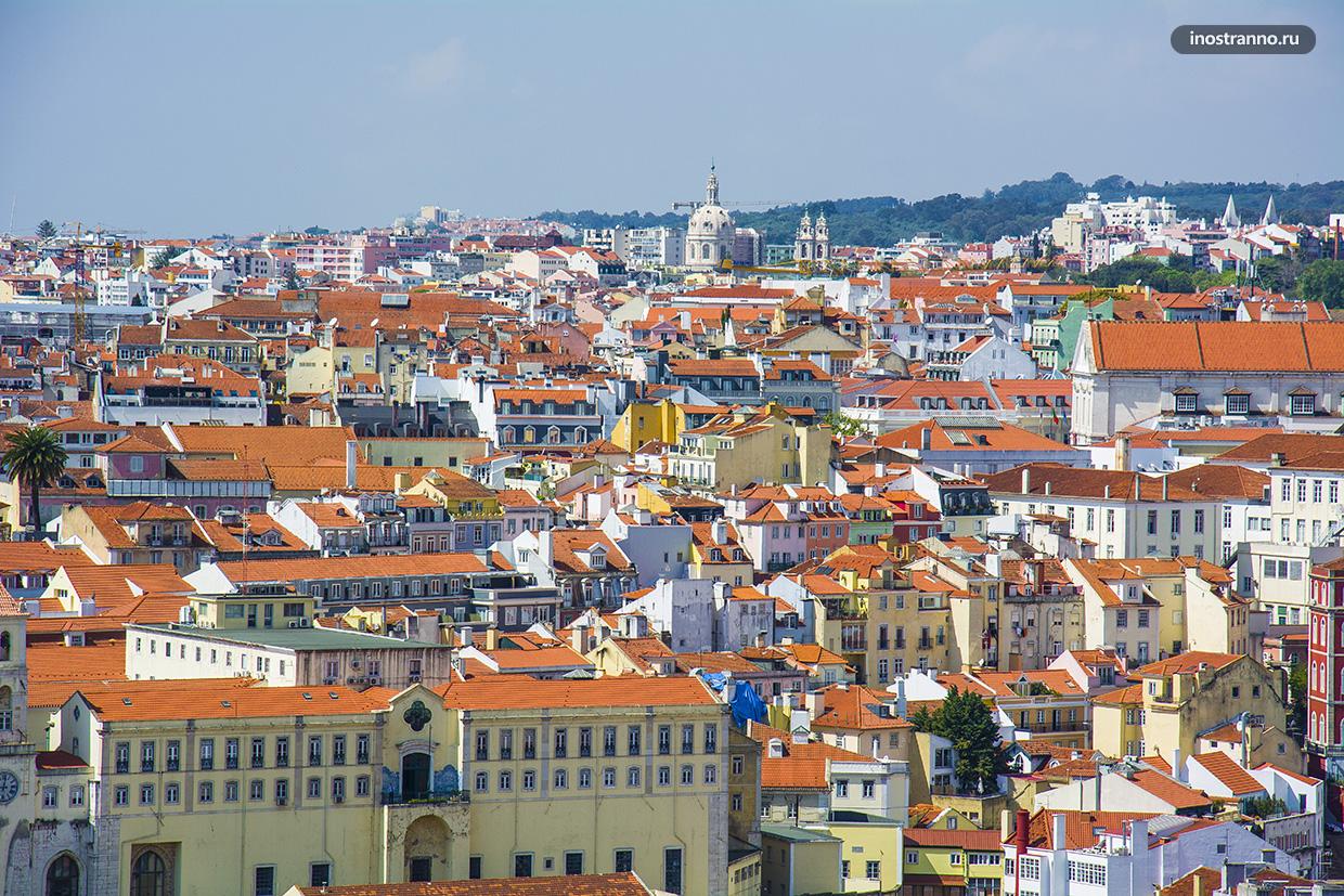 Красные крыши в Лиссабоне