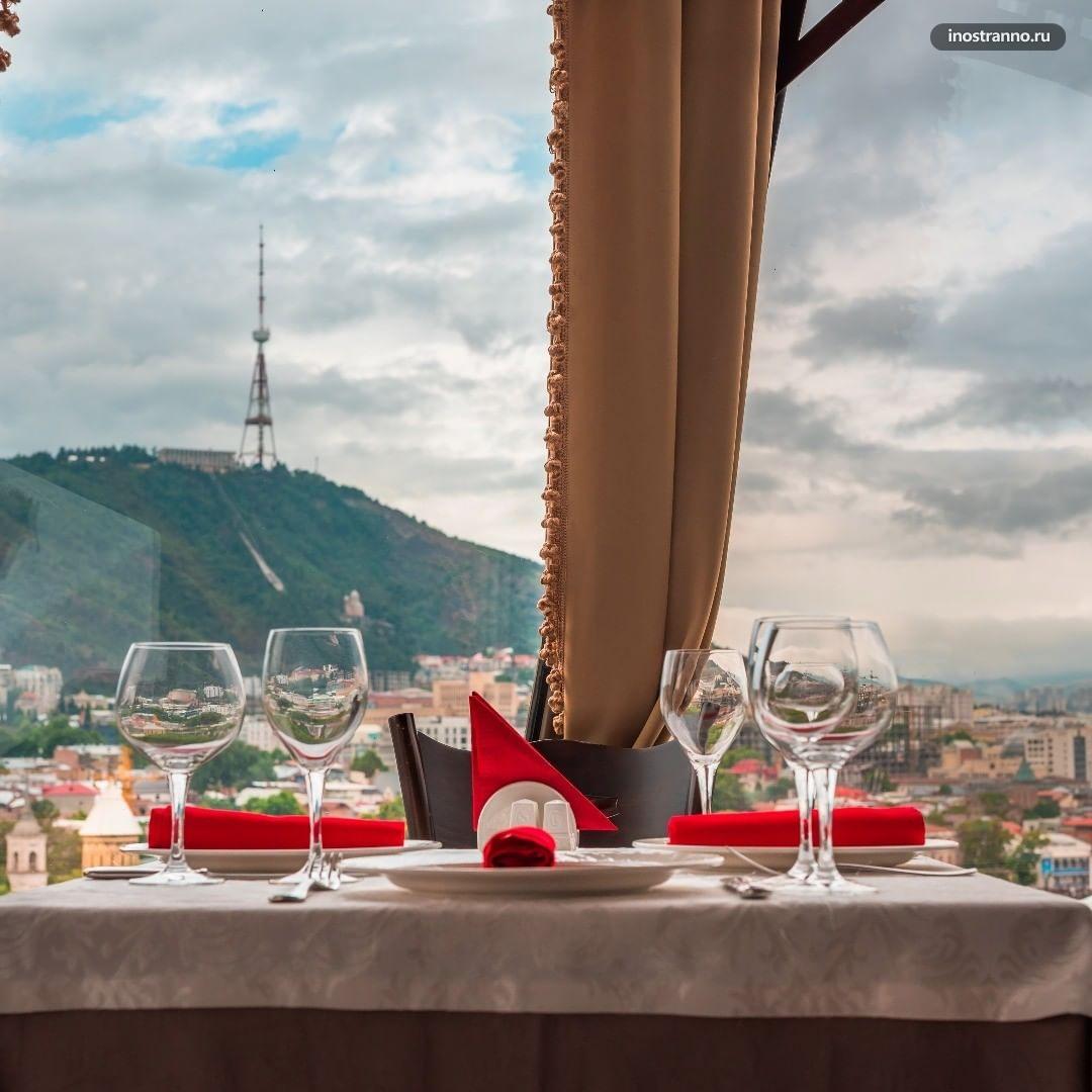 Ресторан Kopala в Тбилиси с красивым видом и террасой
