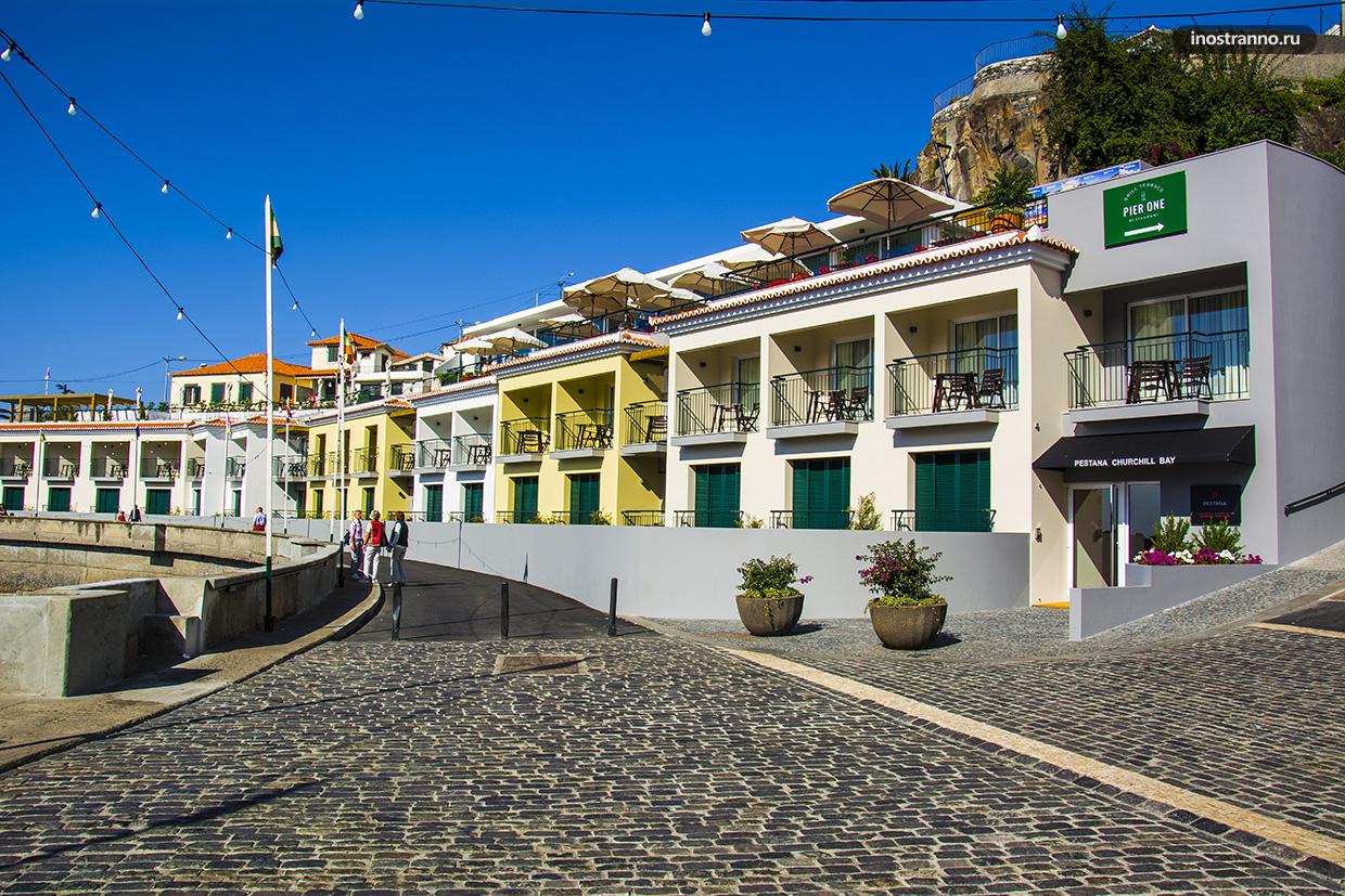 Городская набережная в Португалии