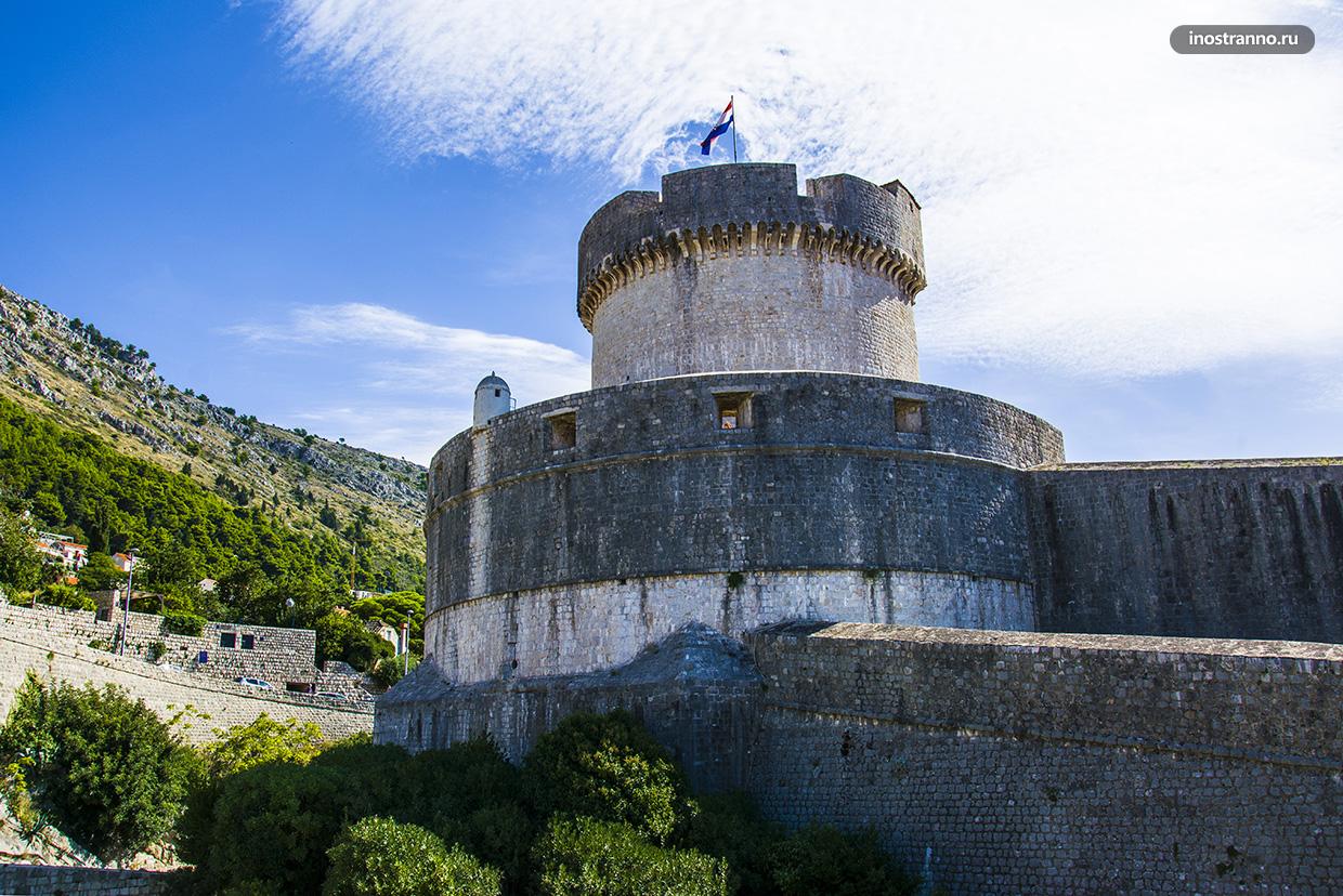 Башня Минчета достопримечательность Дубровника