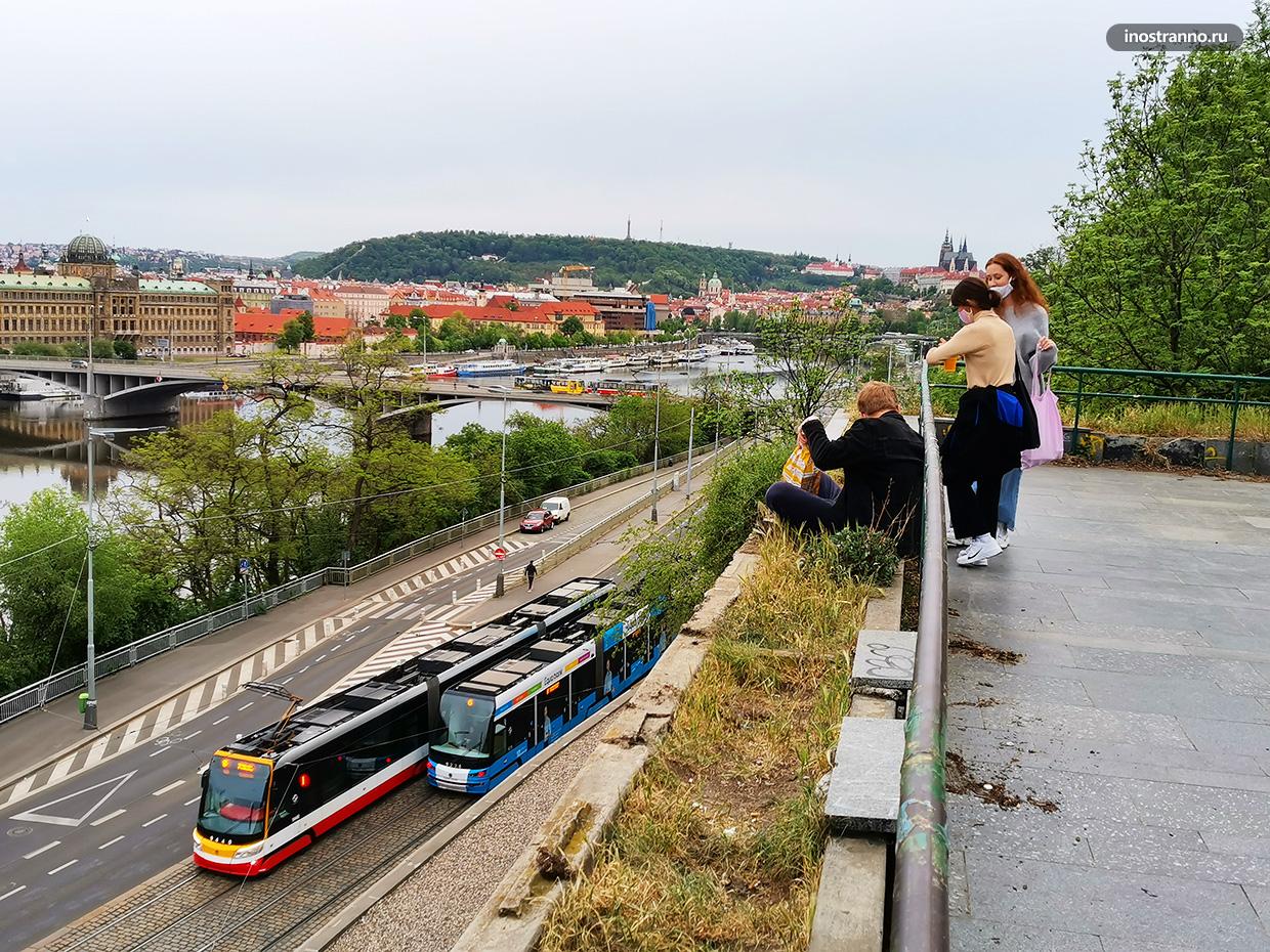 Нетуристическая смотровая площадка в Праге