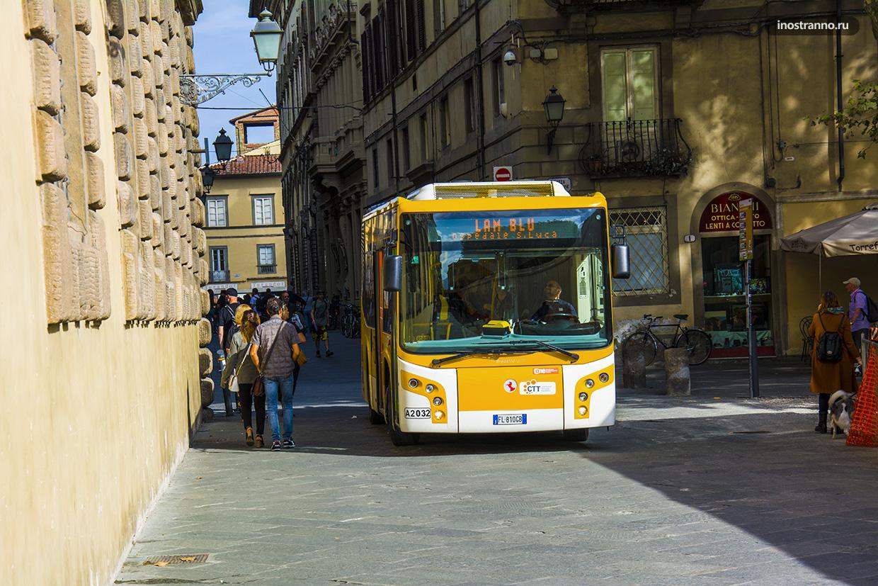 Автобус в Италии