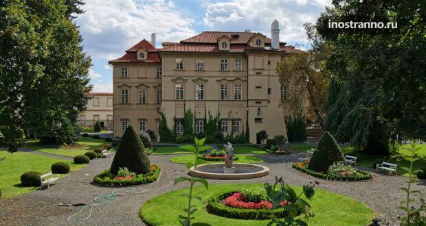 Фюрстенбергские сады в Праге – место для наслаждения и отдыха