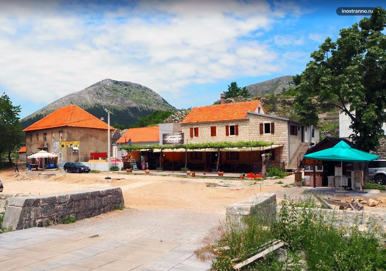 Негуши традиционный город Черногории