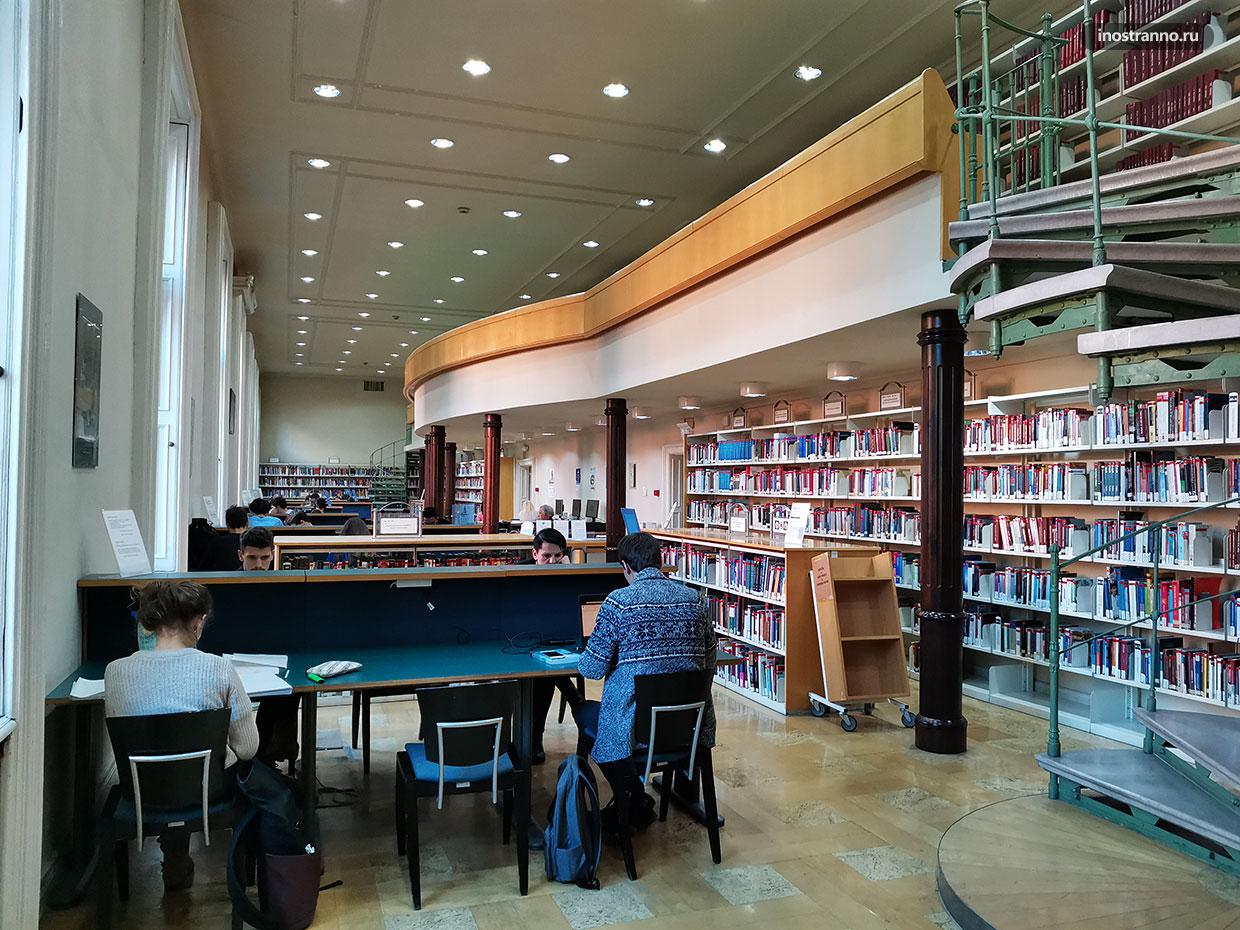 Обязательное для посещения место в Будапеште - библиотека Эрвина Сабо