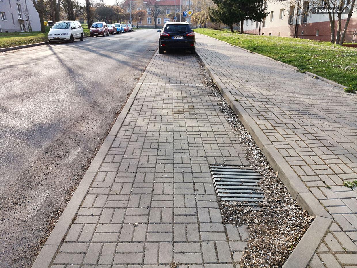 Тротуар в маленьком чешском городке