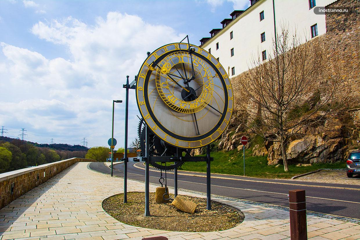 Городские часы в Чехии