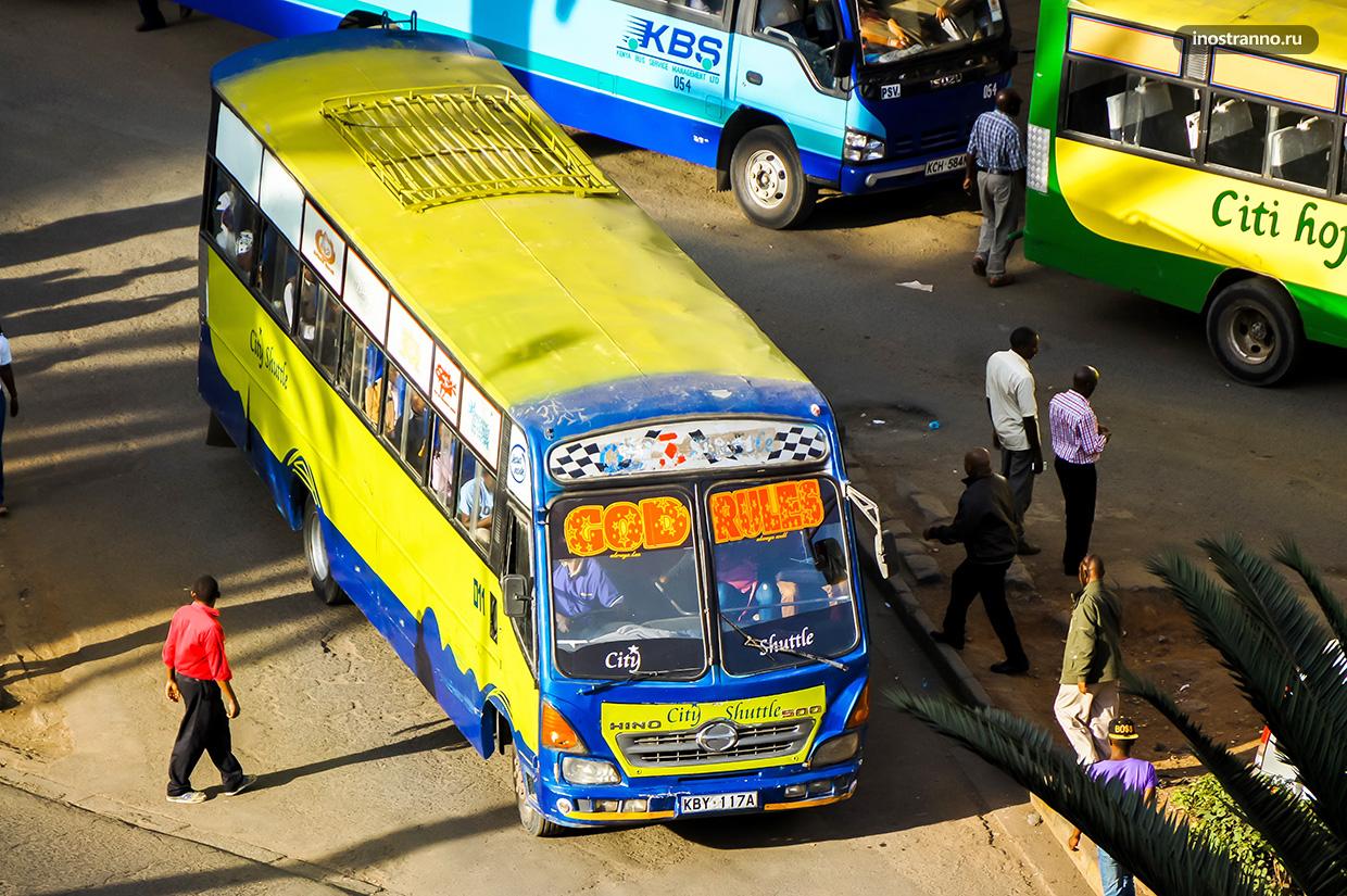 Автобус в Найроби