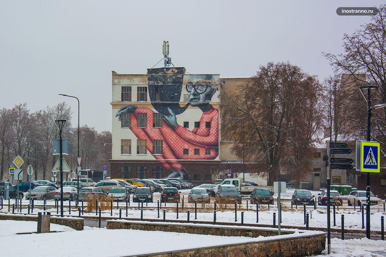 Известный граффити в Литве