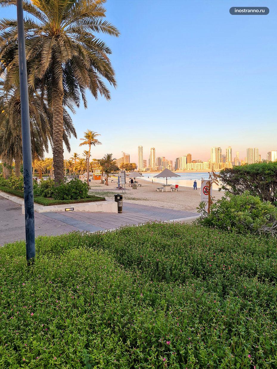 Пляж Аль-Мамзар с парком в Дубае